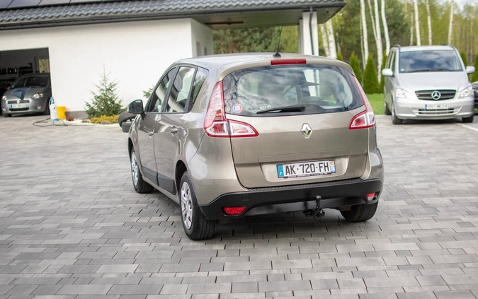 Renault Scenic cena 24950 przebieg: 243550, rok produkcji 2010 z Nisko małe 781